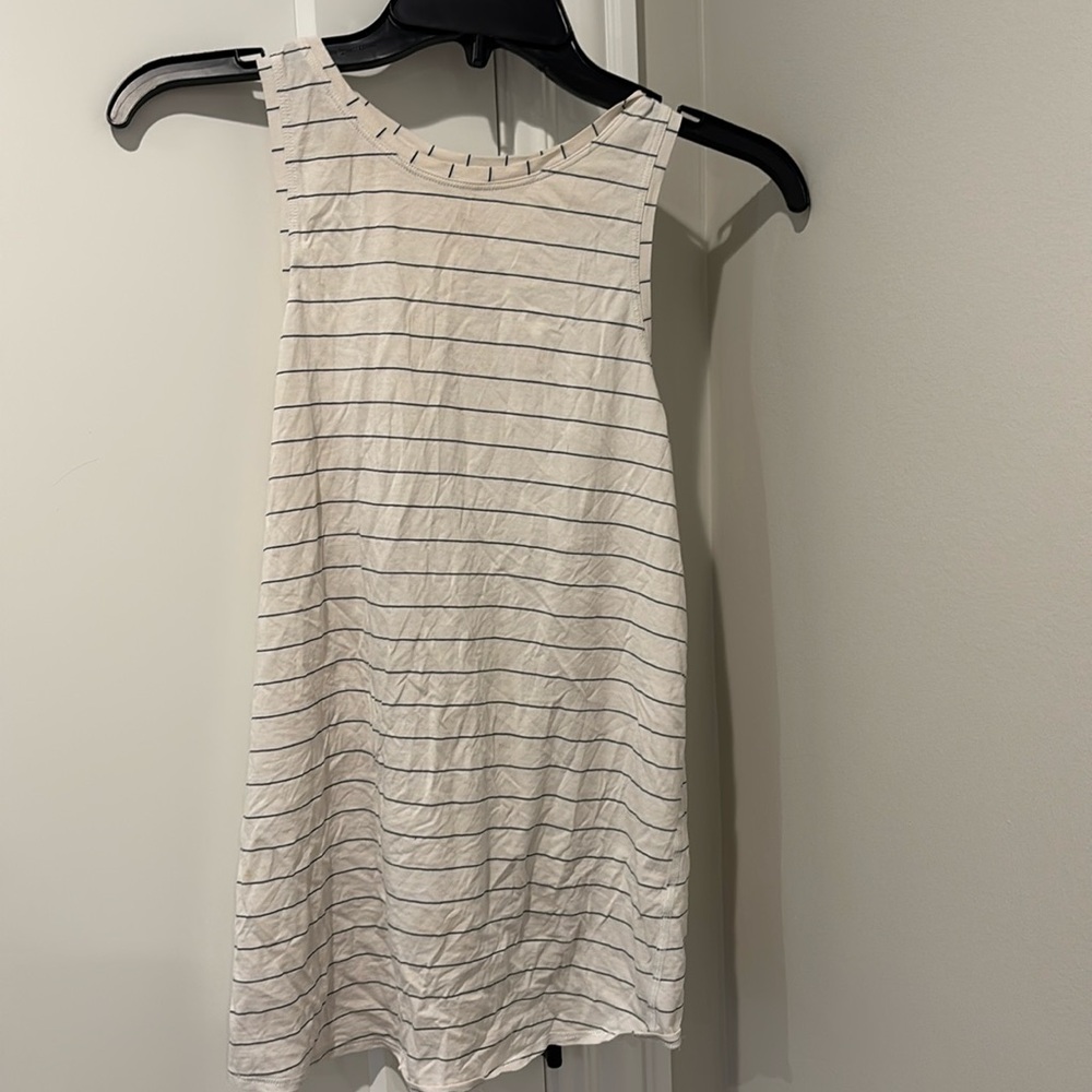 Lululemon white striped top with tie in back